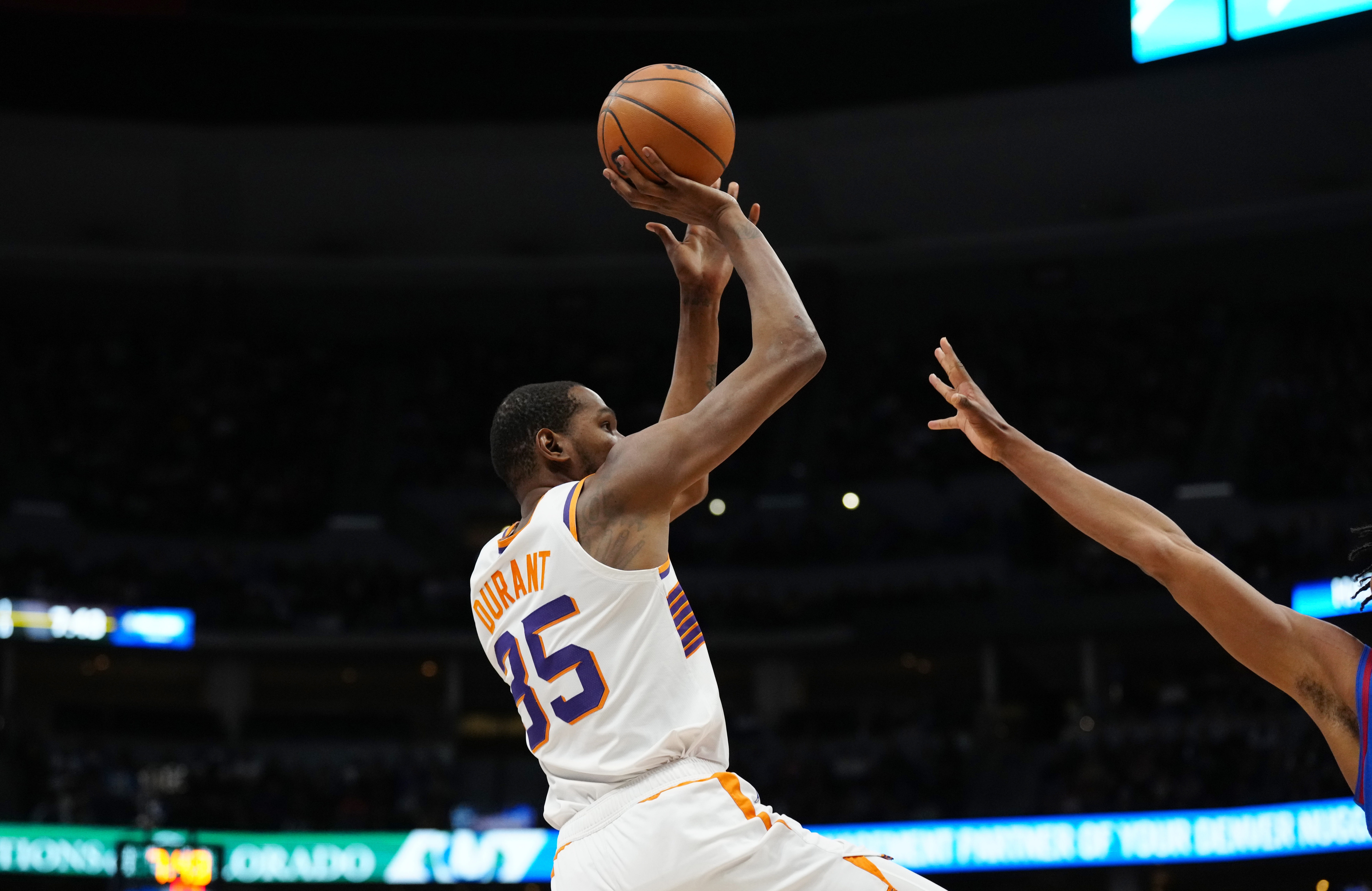 KD：三分將比賽推到新高度 如果你手感不佳時(shí)那就別投瞭